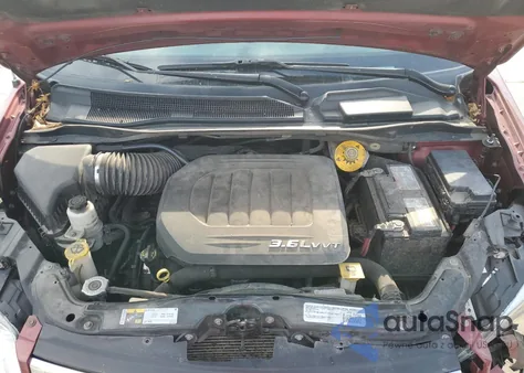 2015 Chrysler Town & Country Touring из США, поврежденный, VIN 2C4RC1BG2FR596502